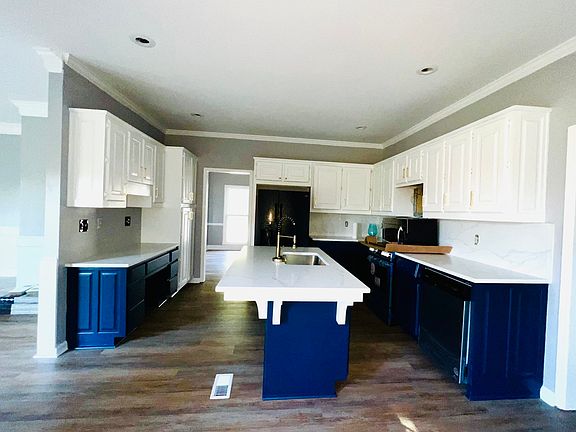5th image of 1282 Golf Link Dr