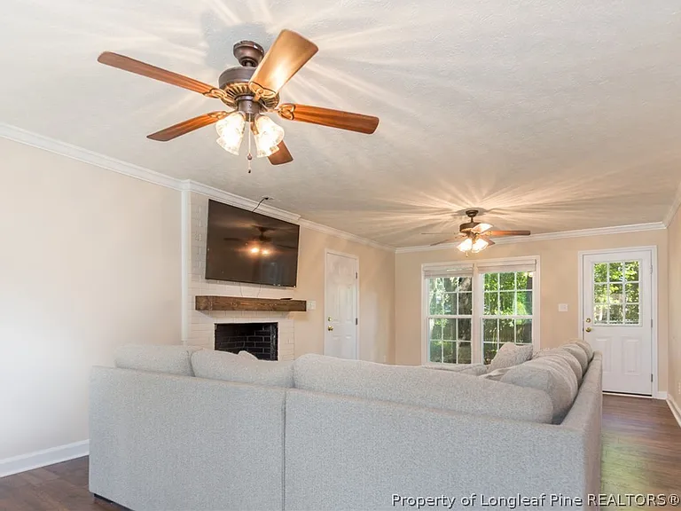 3356 Quarry Dr — Photo 6