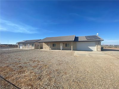 5704 White Fox Trl #1-2, Phelan, CA, 92371