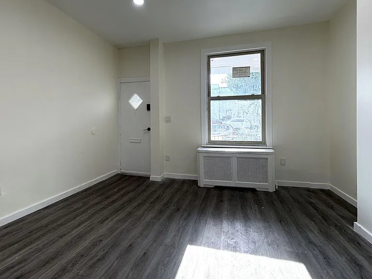3115 F St — Photo 15