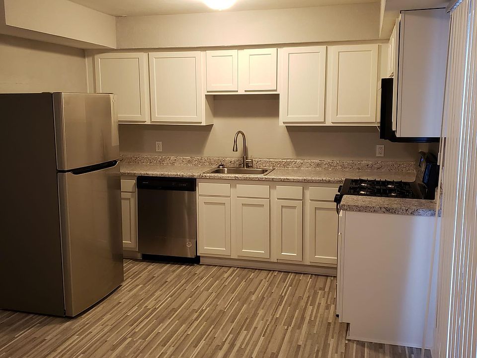 1st image of 1372 E Tanners Creek Dr APT 7
