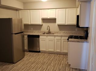 1372 E Tanners Creek Dr APT 7, Norfolk, VA 23513