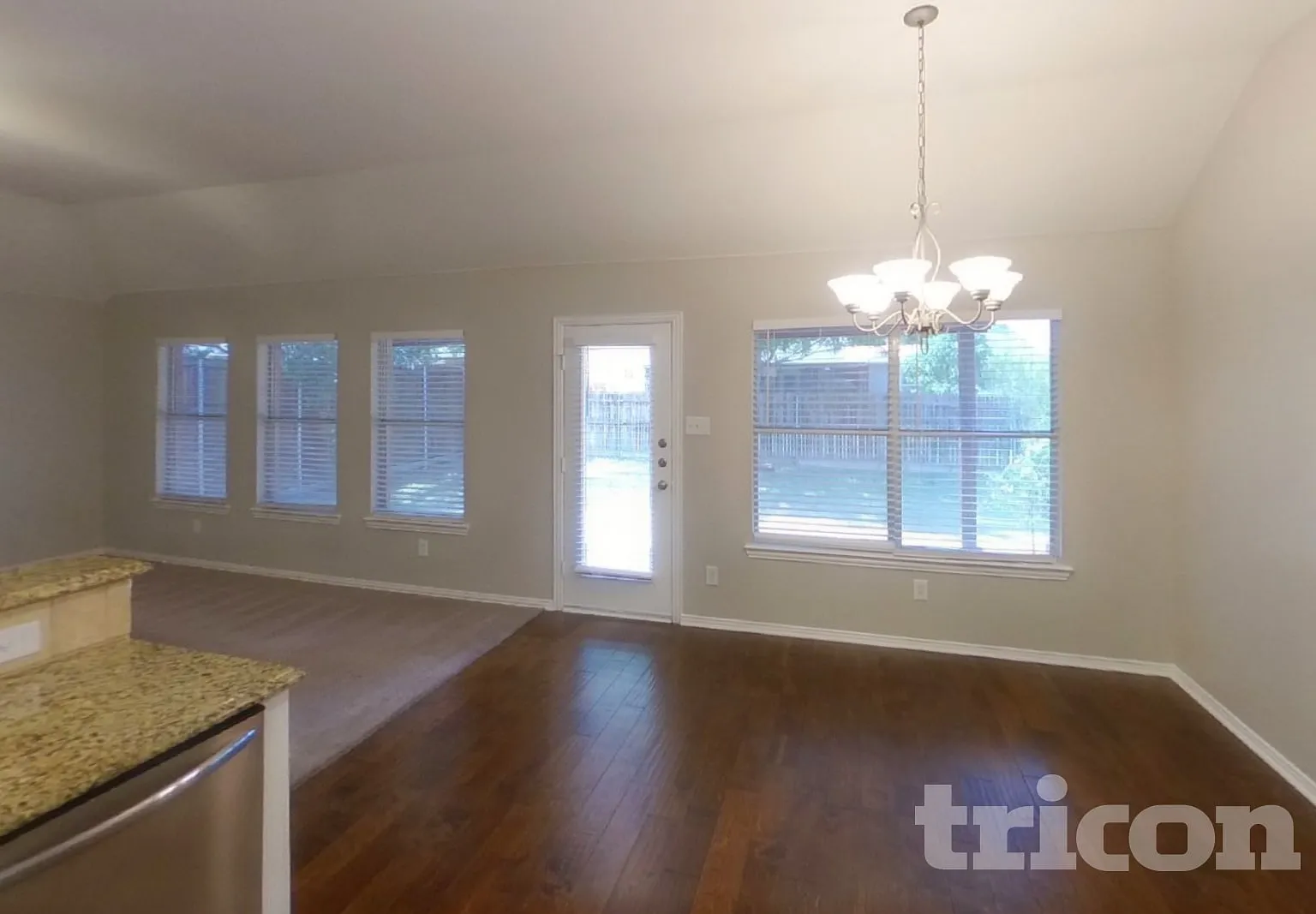 3205 Silver Point Ct Mansfield TX — Photo 4
