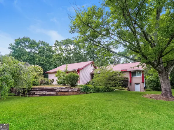 2624 Windridge Dr, Acworth, GA 30102