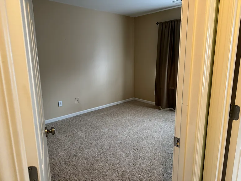 3024 Mannington Dr — Photo 30