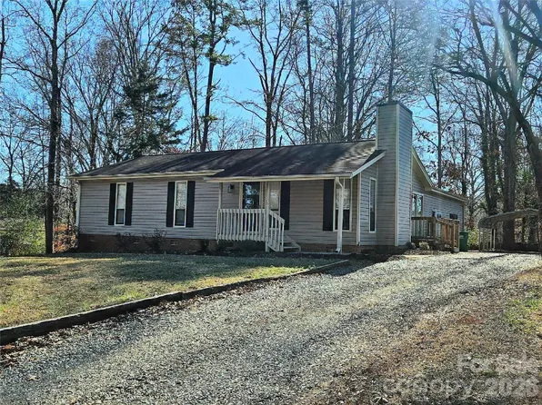 506 Settlement Dr, Midland, NC 28107