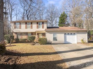6619 Wagon Oak Rd, Charlotte, NC 28212