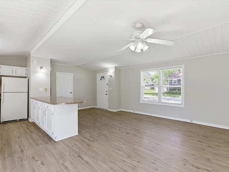 3000 Gilead Ave — Photo 3