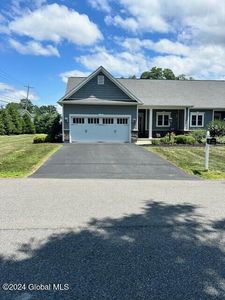4 Flanders Lane, Albany, NY, 12203