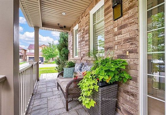 5th image of 180 Leiterman Dr
