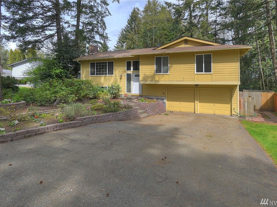 1st image of 5384 Pineridge Dr NE