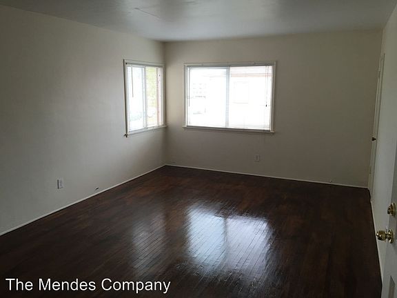 2nd image of 3833 Voltaire St