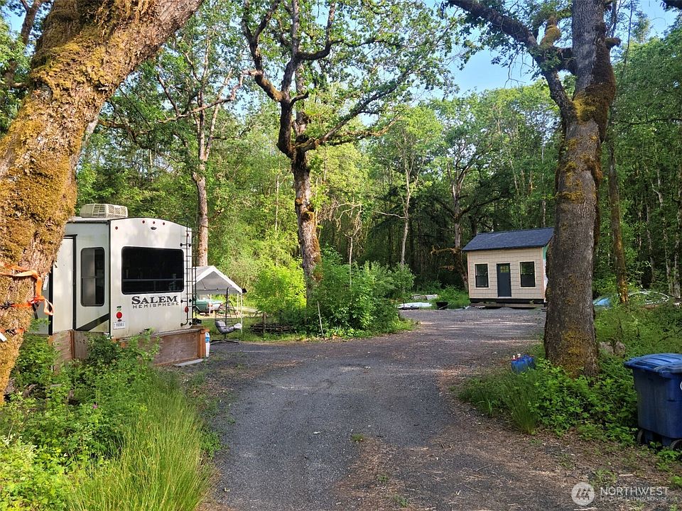 1st image of 209 Frost Road