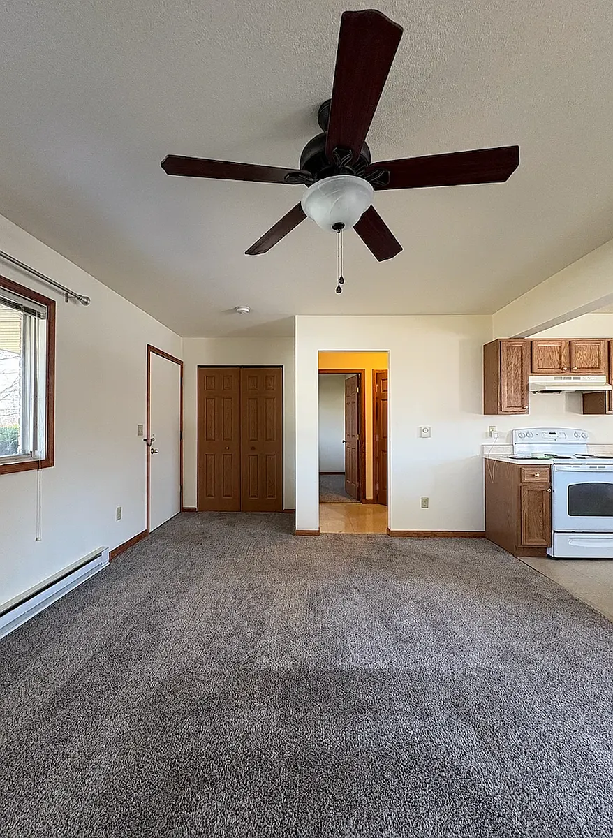 Building Photo - 2934 Inwood Dr #2