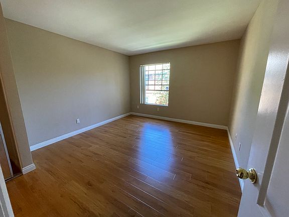 5th image of 10623 Dabney Dr APT 36