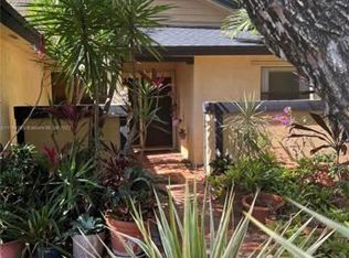 5037 SW 148th Pl, Miami, FL 33185