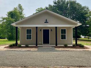 107 S Hazel Ave, Andrews, SC 29510
