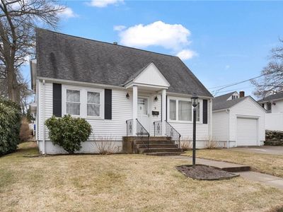 5 West St, North Providence, RI, 02904