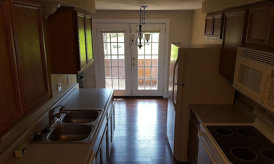 1st image of 351 Village Blvd N