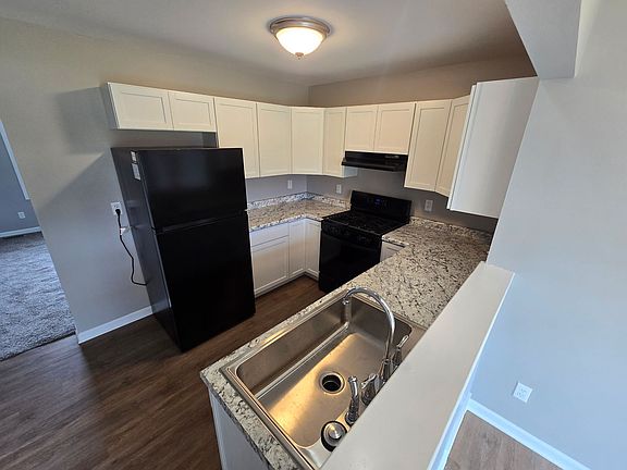 5th image of 1463 Moluf St