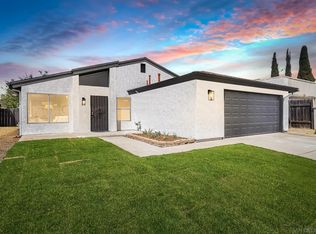 9018 Chart House St, San Diego, CA 92126