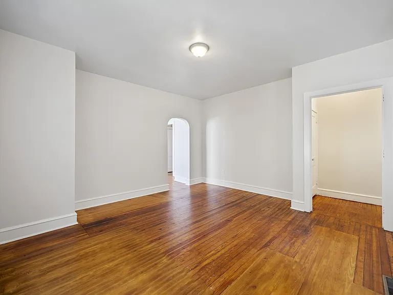 34-36 S Woodland Ave #34 — Photo 3