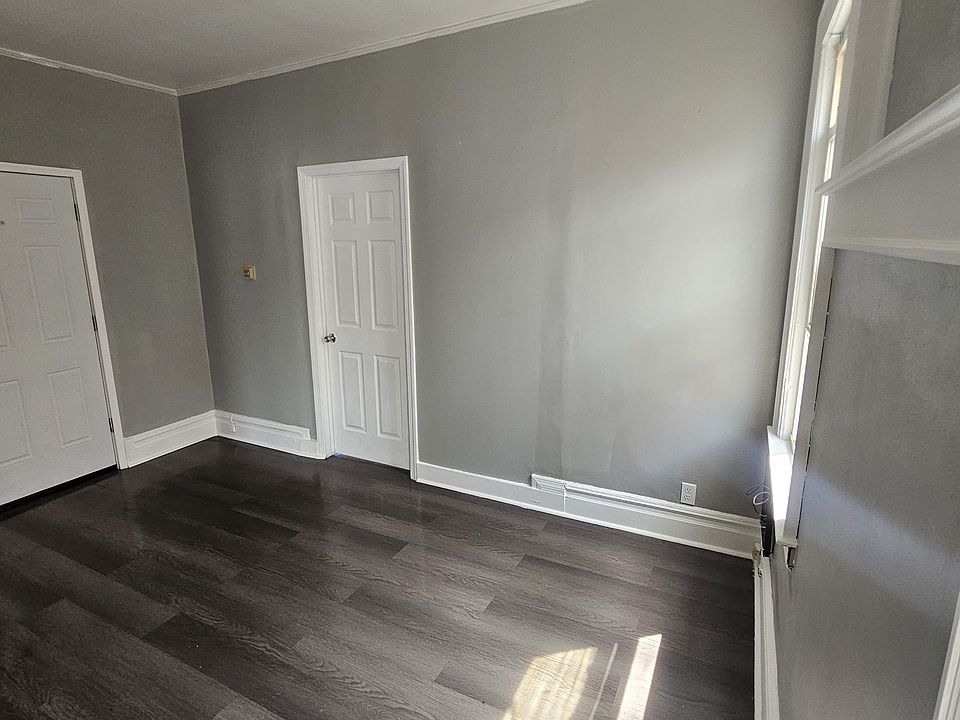 1st image of 87 21st St Floor 2