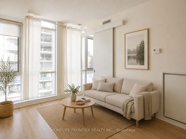 30 Canterbury Pl #703 — Photo 4