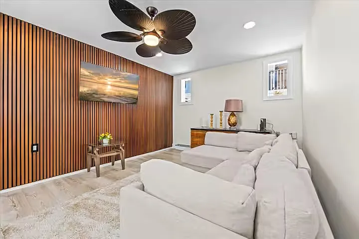 3 bed, 1604 sqft, $2,700 — Photo 3