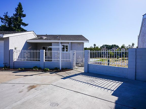 3rd image of 1188 Camano Ct