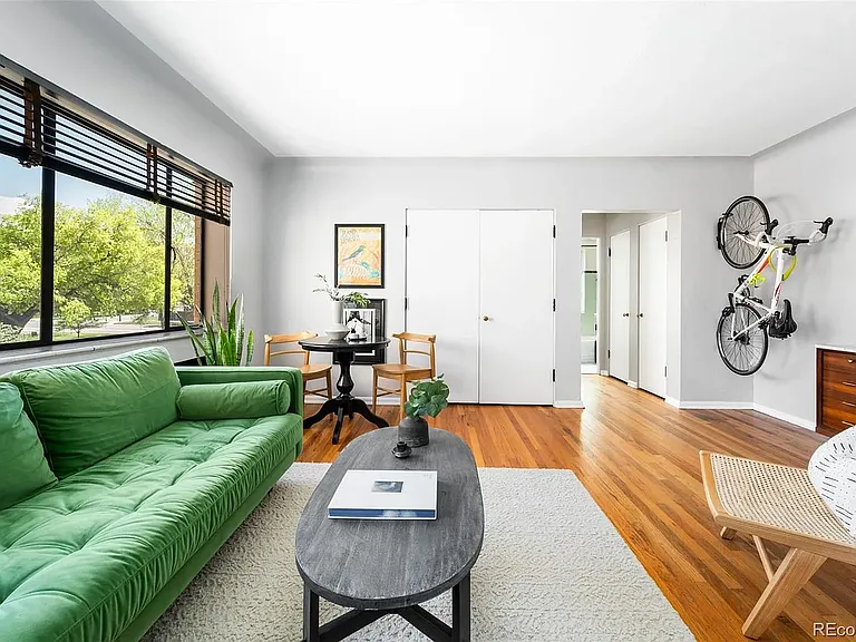 1160 N Birch St #22 — Photo 8