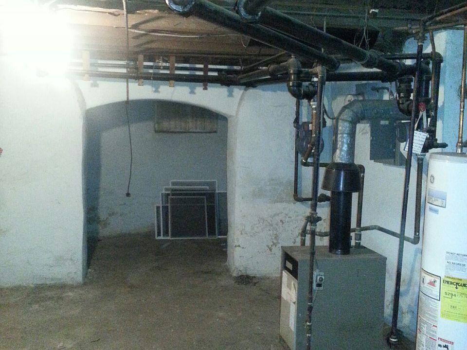 1st image of 2653 E Ontario St