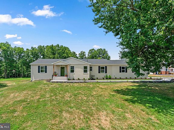 3rd image of 5404 Radel Ct