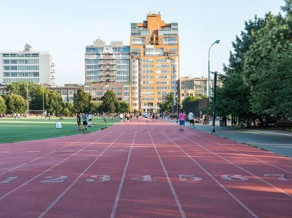 16 West Street image 42 of 43