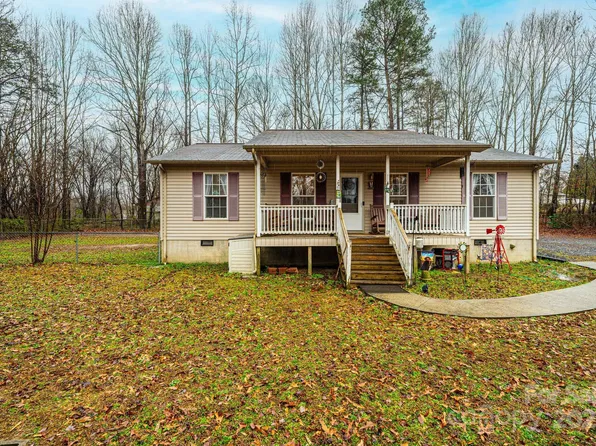 68 37th St NW, Hickory, NC 28601
