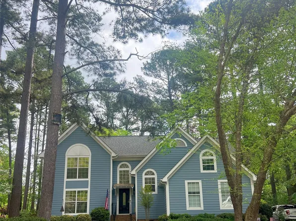 121 Lake Pine Rd, Mooresville, NC 28117
