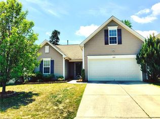 1145 Hawick Dr, High Point, NC 27262