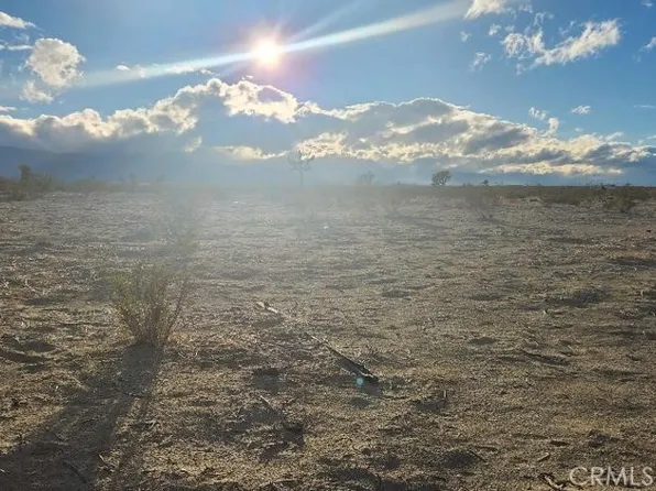 0 El Esteban Rd, Phelan, CA 92371