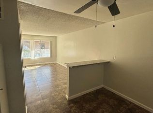 500 17th St APT 6, Bakersfield, CA 93301