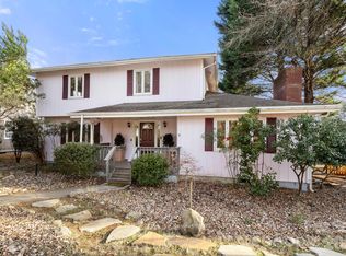 9118 Windjammer Dr, Tega Cay, SC 29708