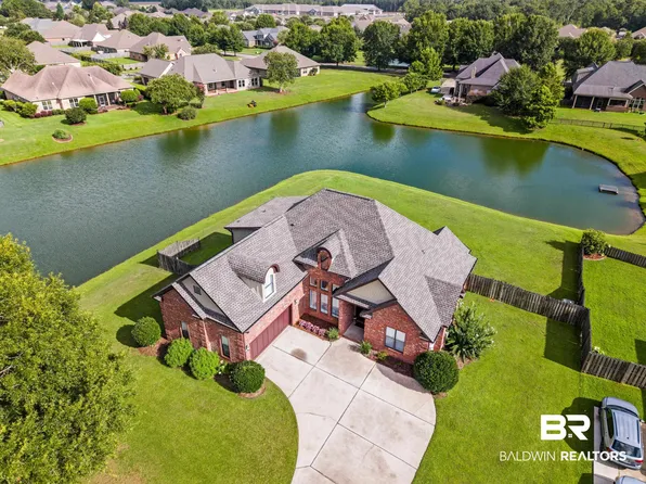 24627 Hartford Ave, Daphne, AL 36526