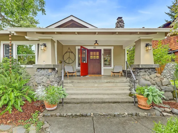 762 B St, Ashland, OR 97520