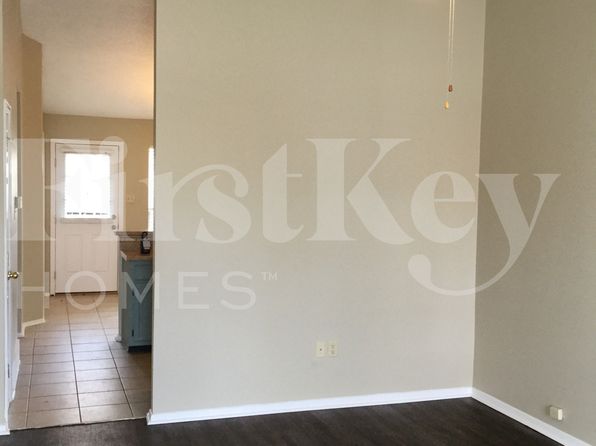 7602 Iris Dr, Southaven, MS 38671