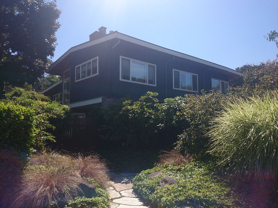 1st image of 10726 12th Ave NW
