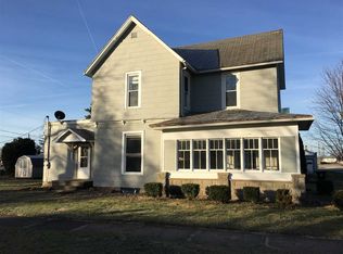 208 E 6th St, Fowler, IN 47944