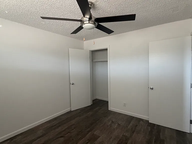 6423 S 10th St #15 — Photo 9