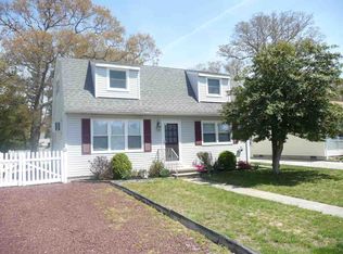 313 Cedardale Ave, Villas, NJ 08251