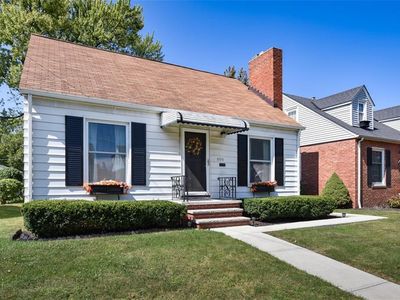 606 S Kensington Rd, Rocky River, OH, 44116