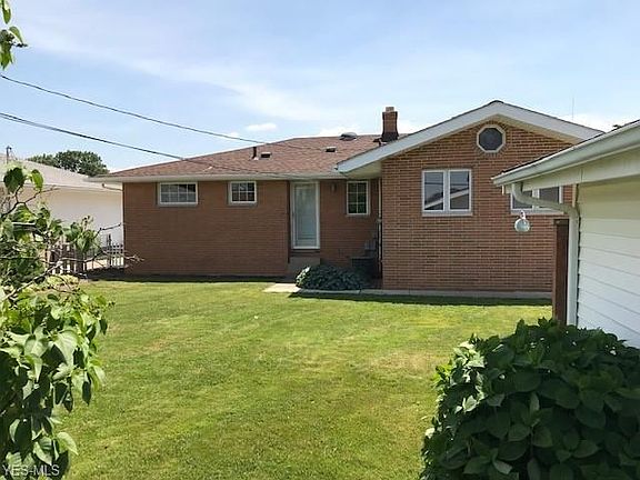 4th image of 217 E Parkleigh Dr