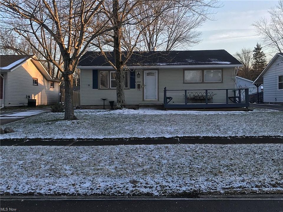 2nd image of 2283 Stewart Dr NW